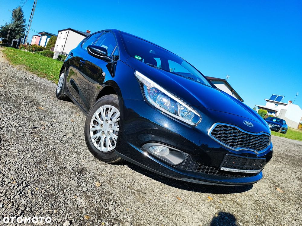 Kia Ceed 1.4 CVVT Attract - 2