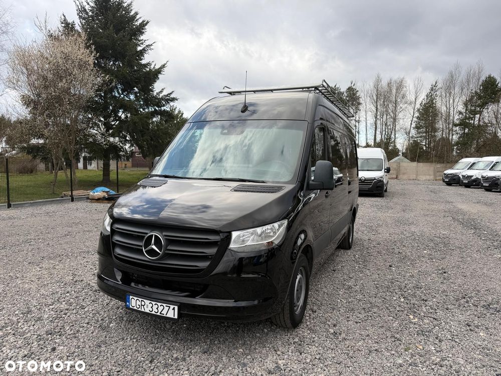 Mercedes-Benz Sprinter - 1