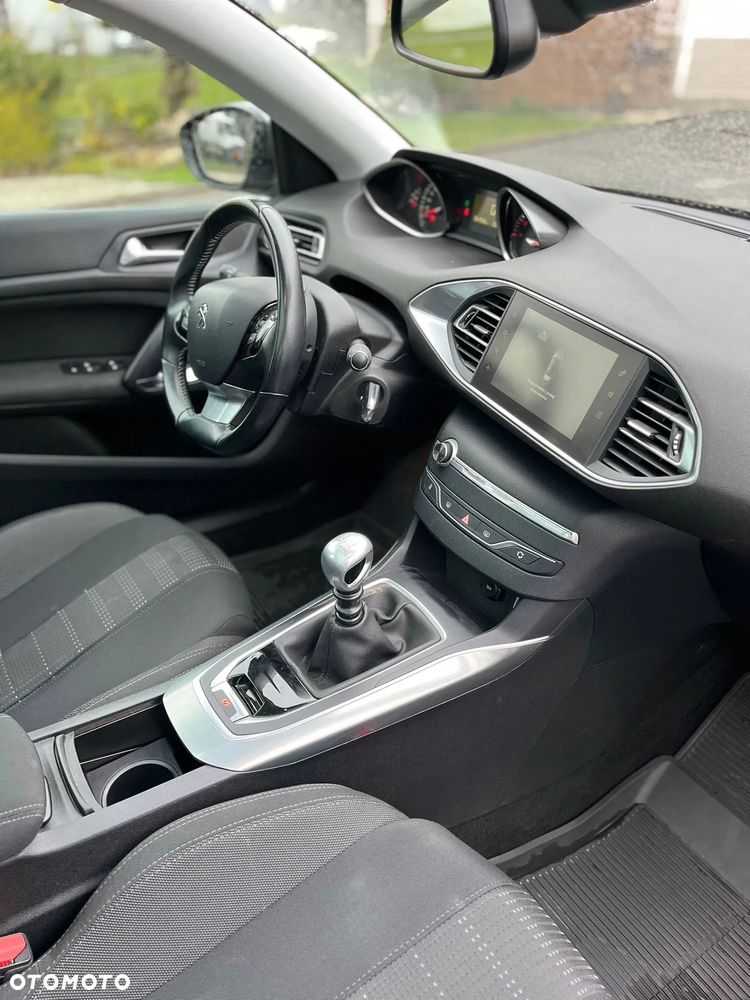 Peugeot 308 PureTech 130 Stop & Start Allure - 9