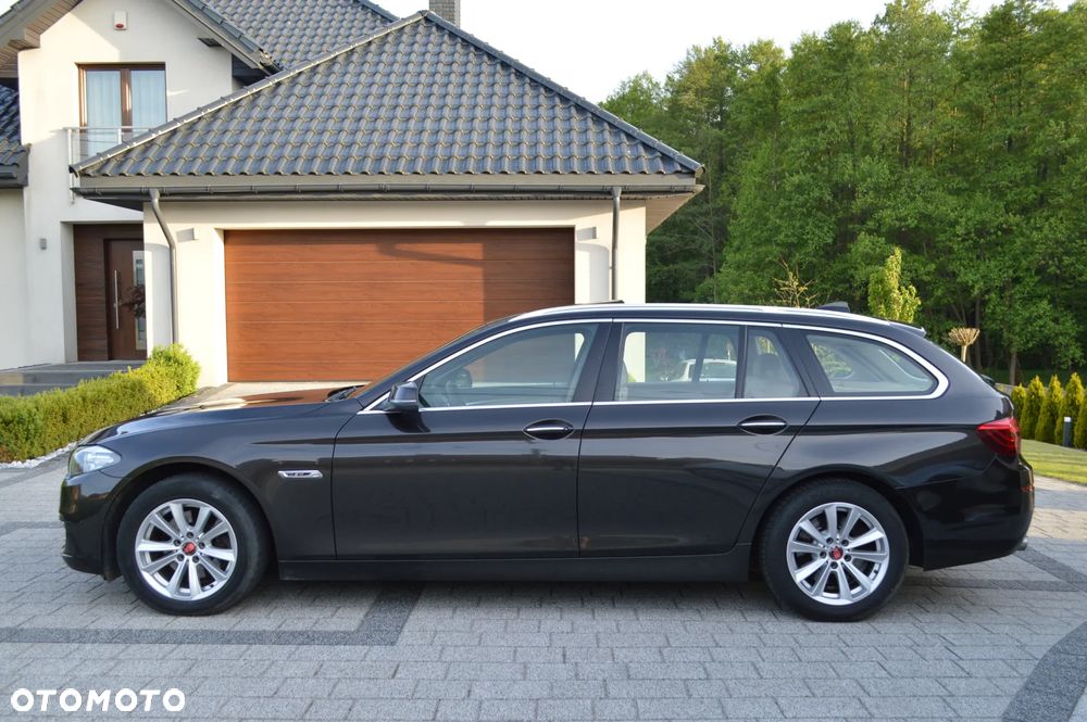 BMW Seria 5 518d Luxury Line - 13