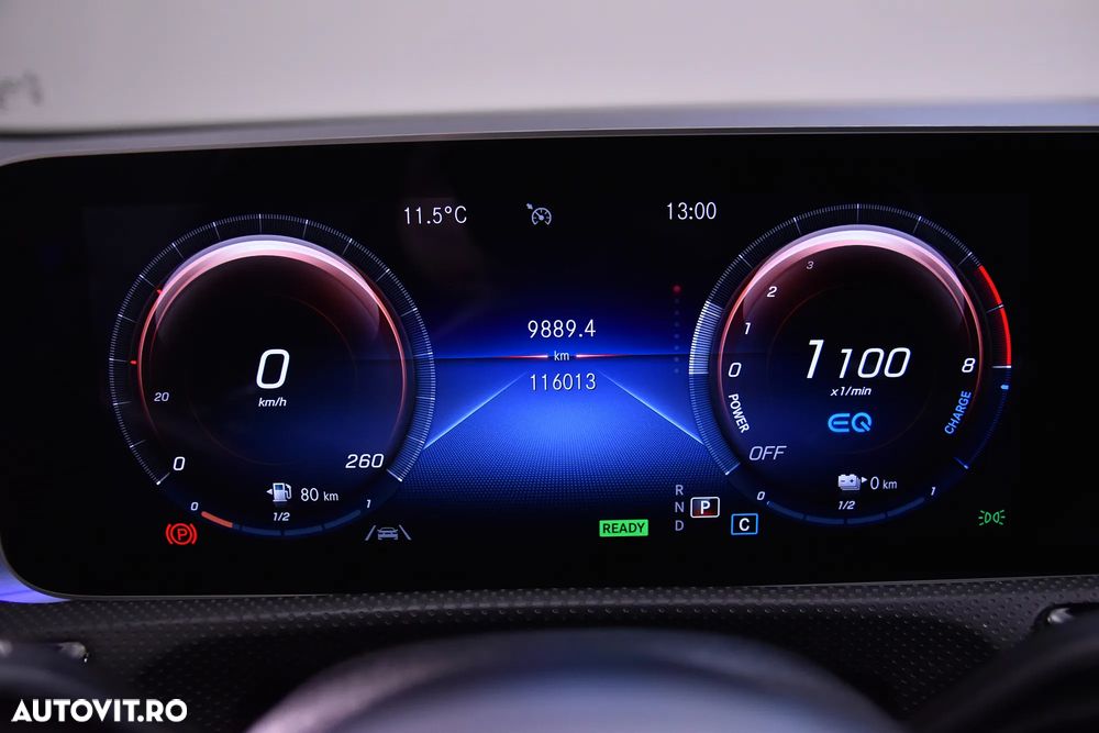 Mercedes-Benz A 250 e Sedan 8G-DCT AMG Line - 11