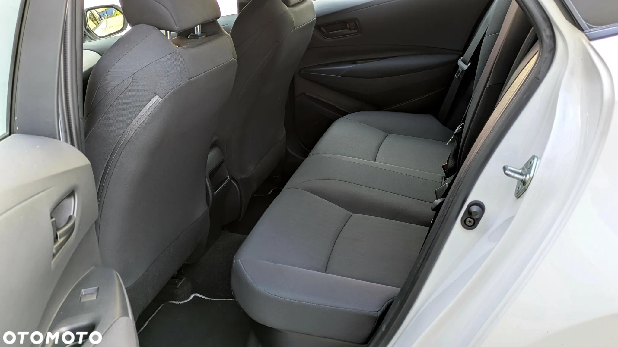Toyota Corolla 1.8 Hybrid Active - 7