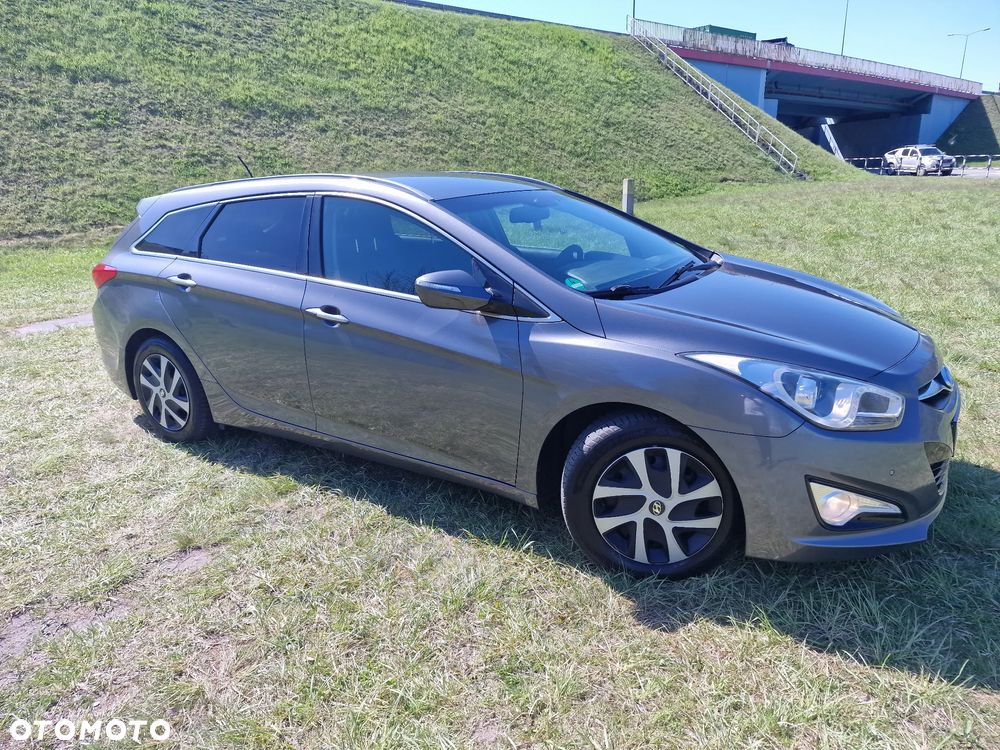 Hyundai i40 2.0 Premium - 13