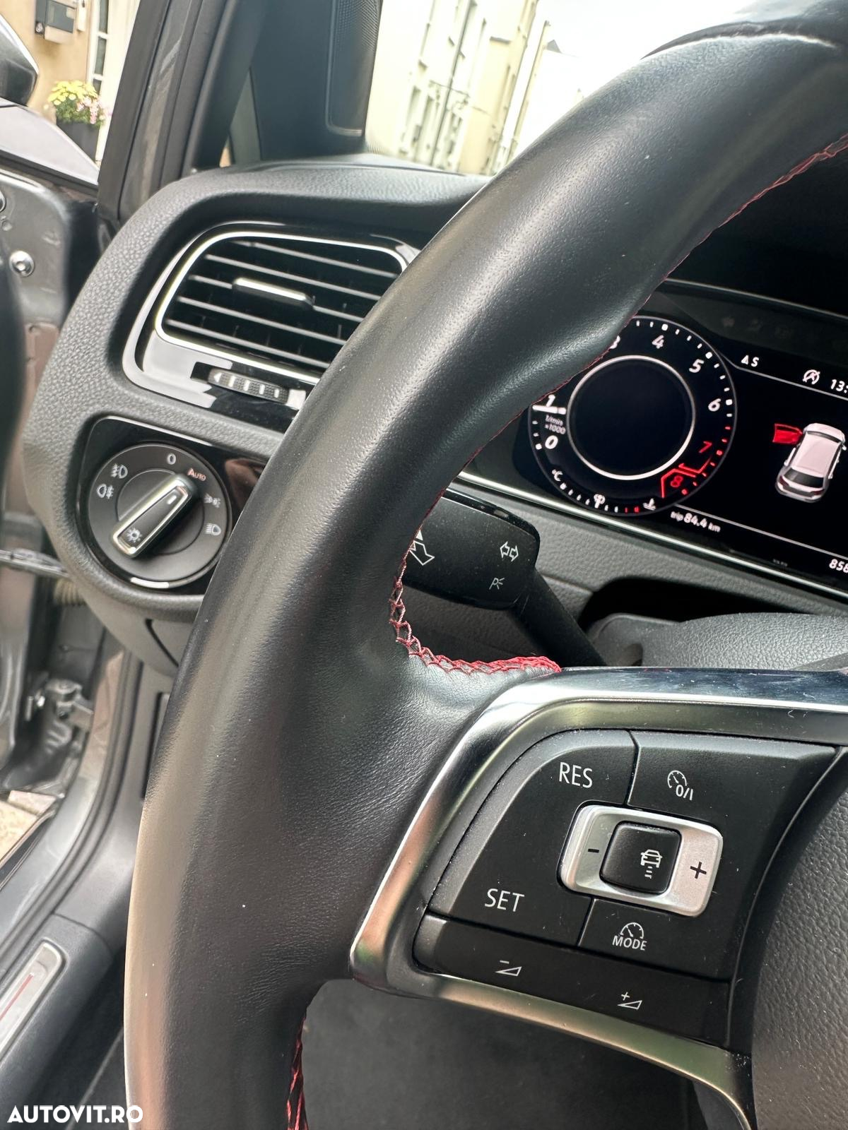 Volkswagen Golf 2.0 TSI GTI Performance - 12
