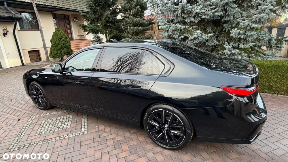 BMW Seria 7 - 9