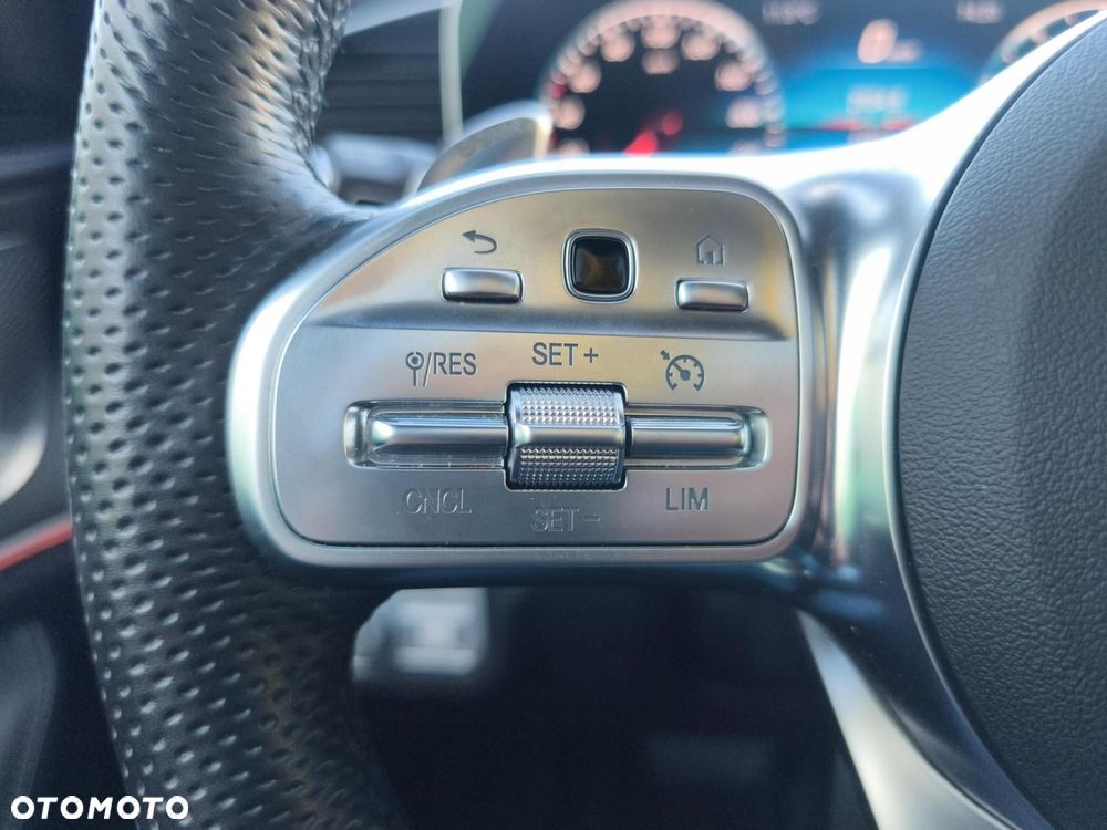 Mercedes-Benz GLE - 16