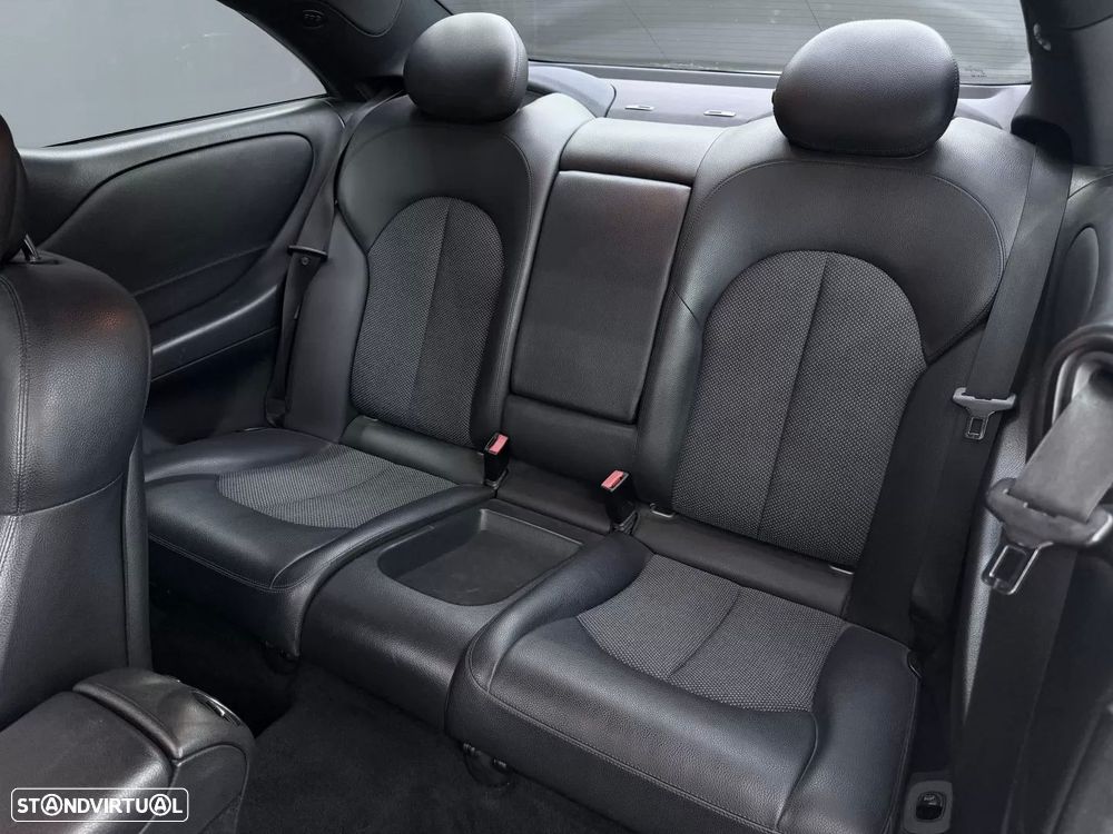 Mercedes-Benz CLK 200 K Avantgarde - 36