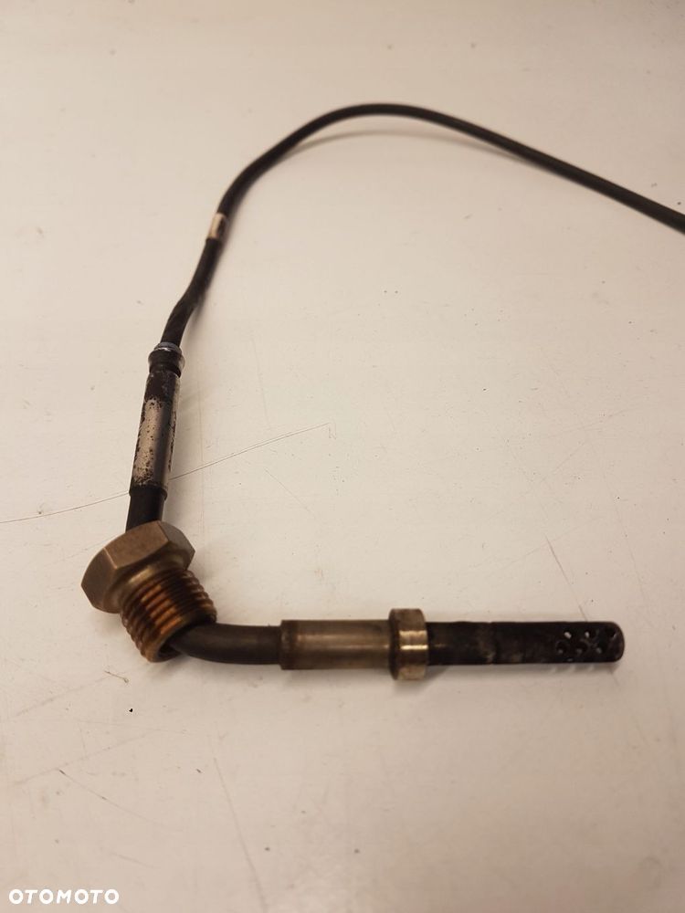 CZUJNIK TEMPERATURY SPALIN AUDI A4 A6 03G906088K - 2