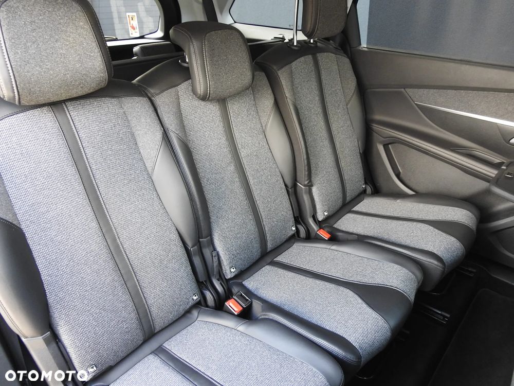 Peugeot 5008 1.6 BlueHDI Allure S&S EAT6 - 13