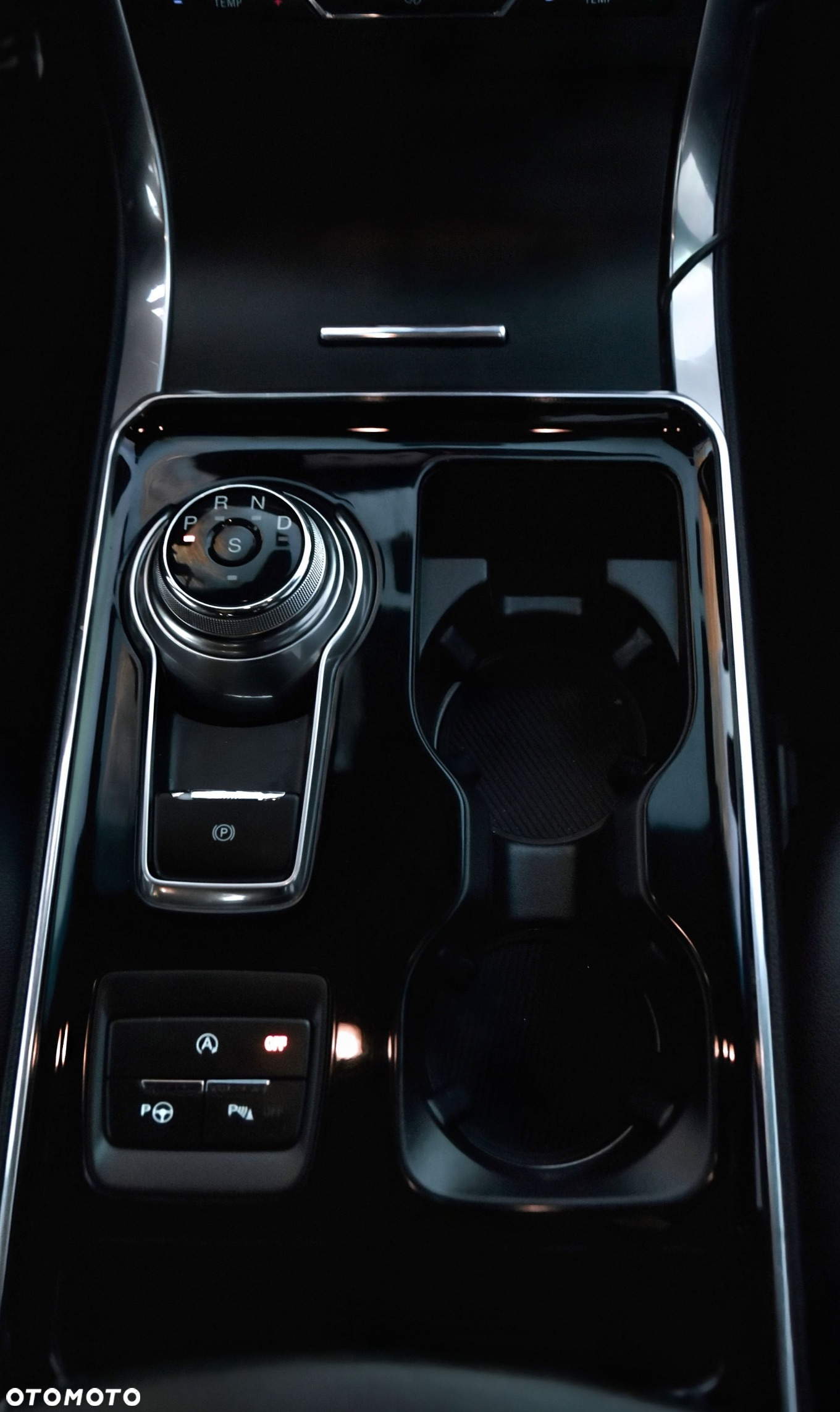 Ford Edge - 23
