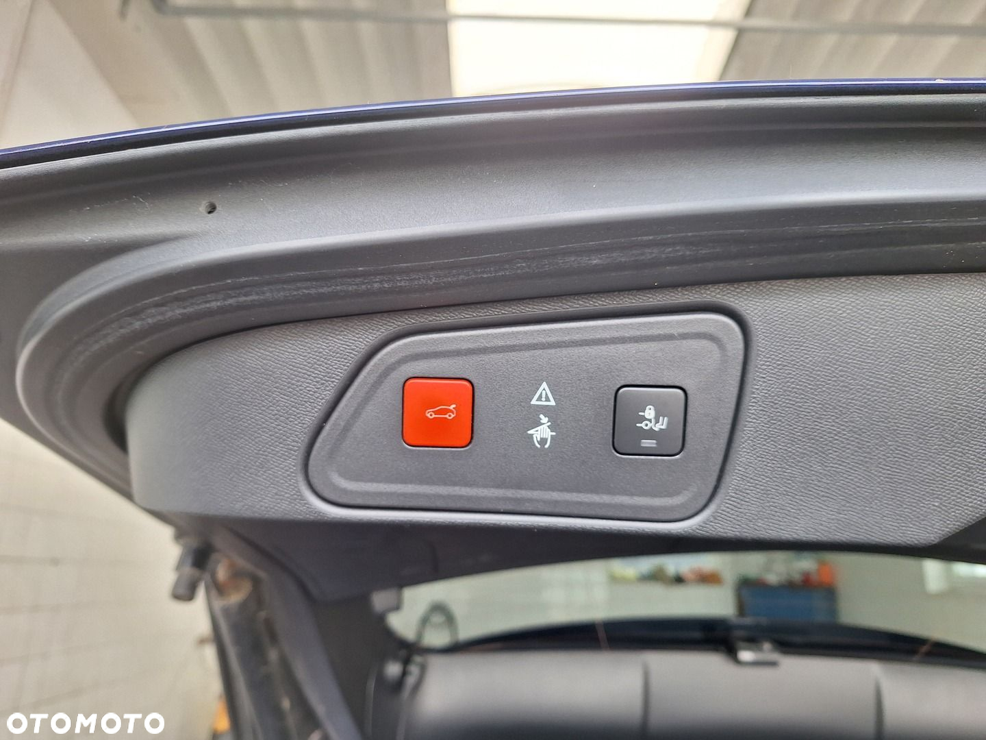 Peugeot 3008 2.0 BlueHDi Allure S&S - 32