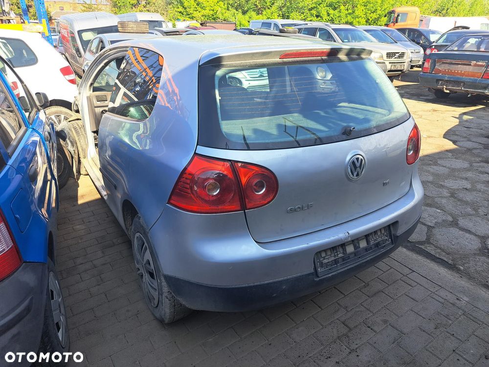 VOLKSWAGEN GOLF V 1.6B 110KM 2004R - CZĘŚCI !!! - 2