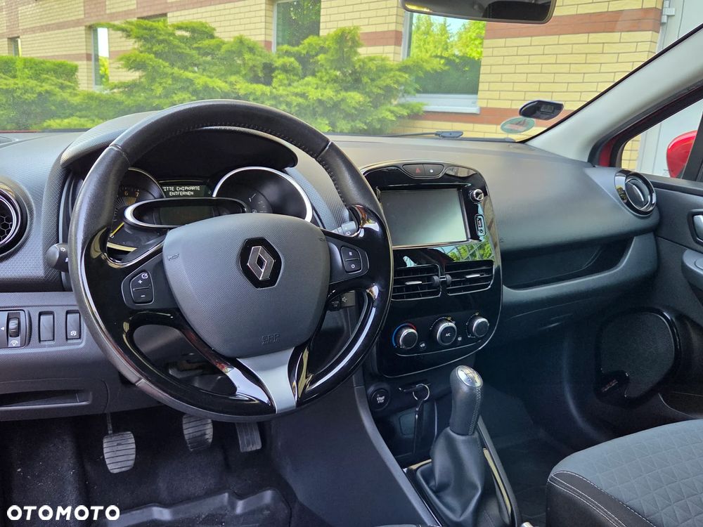 Renault Clio 0.9 TCe Business - 23