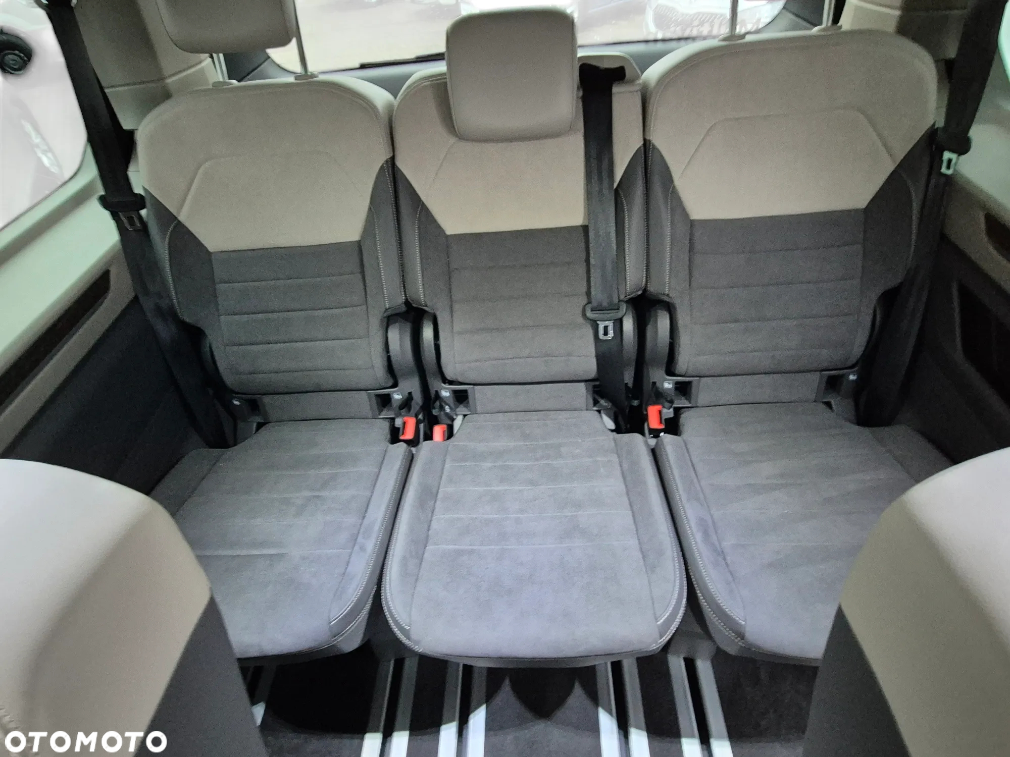 Volkswagen Multivan 2.0 TDI L2 Style DSG - 20