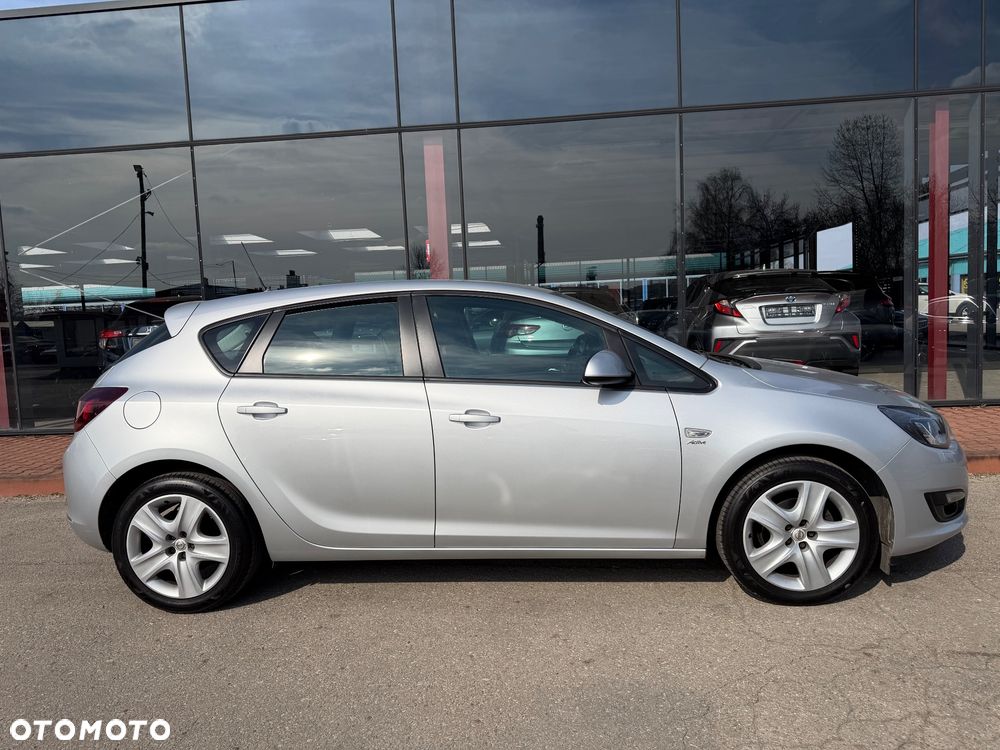 Opel Astra 1.4 Turbo Active - 10