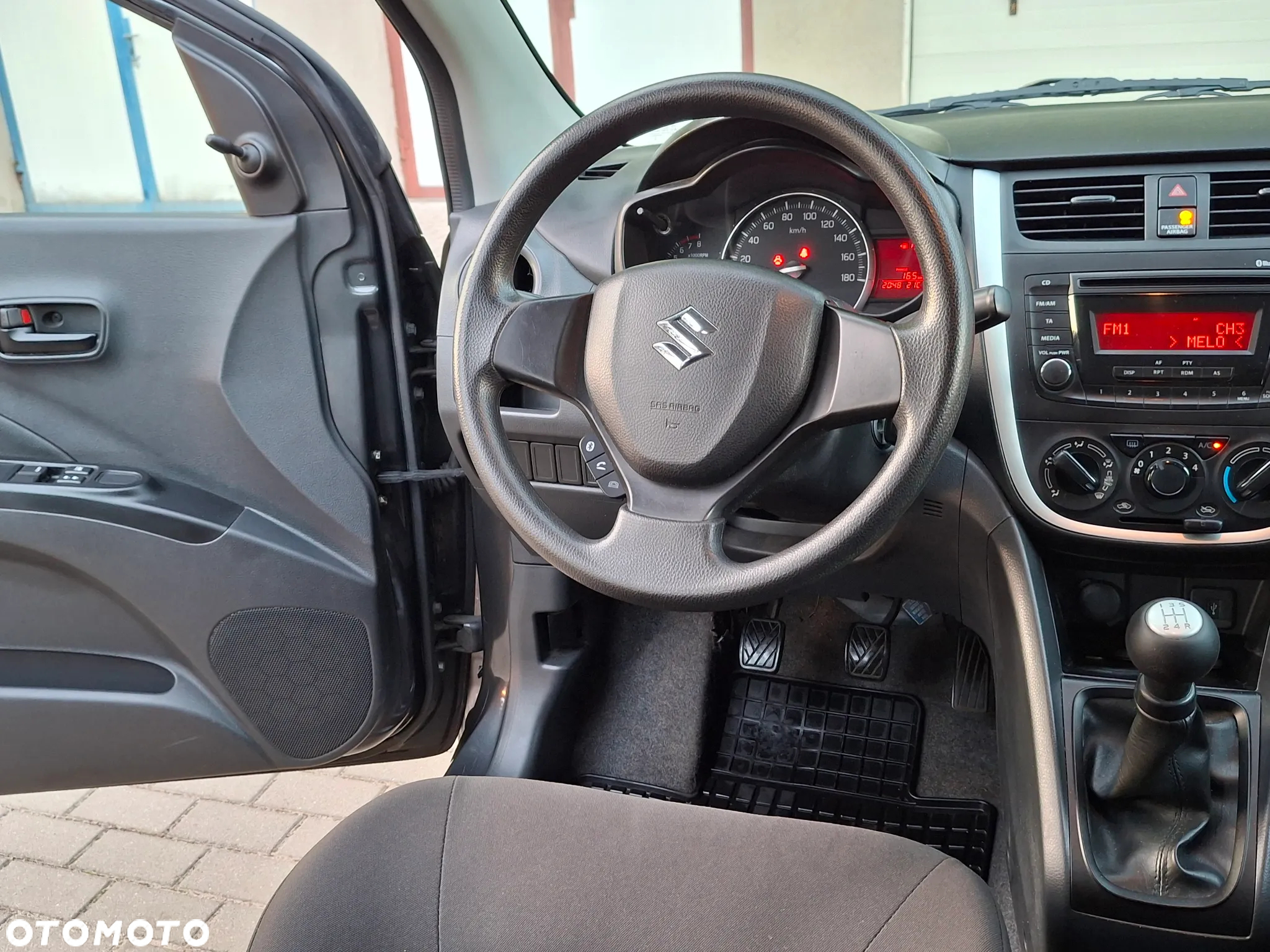 Suzuki Celerio 1.0 Premium - 28