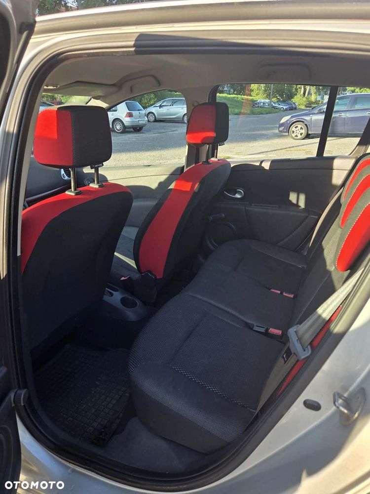 Renault Clio 1.2 16V Ripcurl - 16