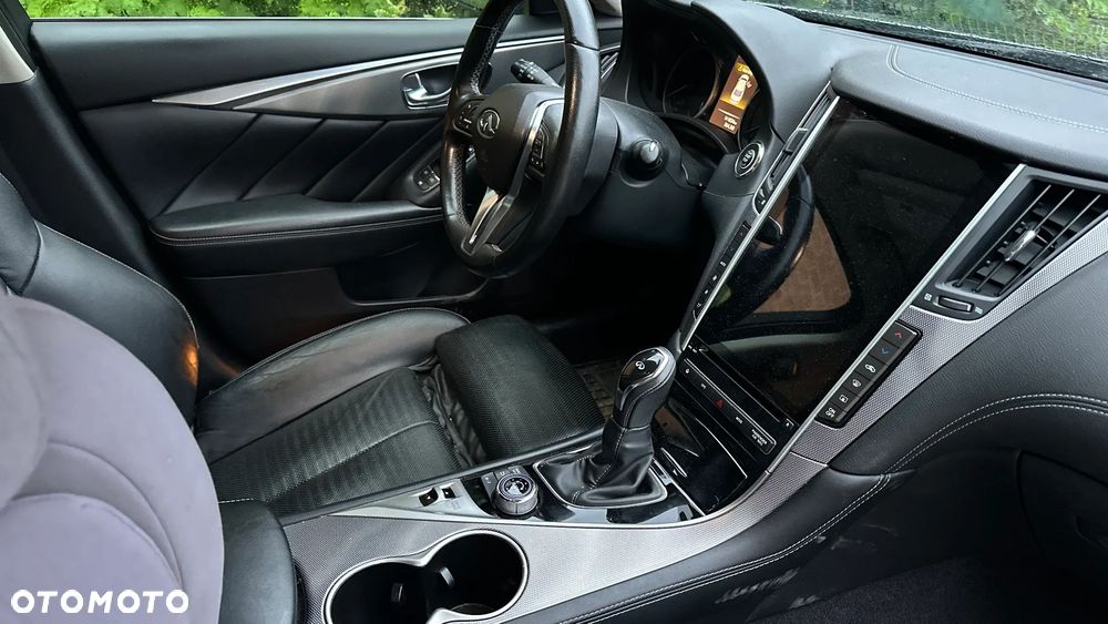 Infiniti Q50 - 8