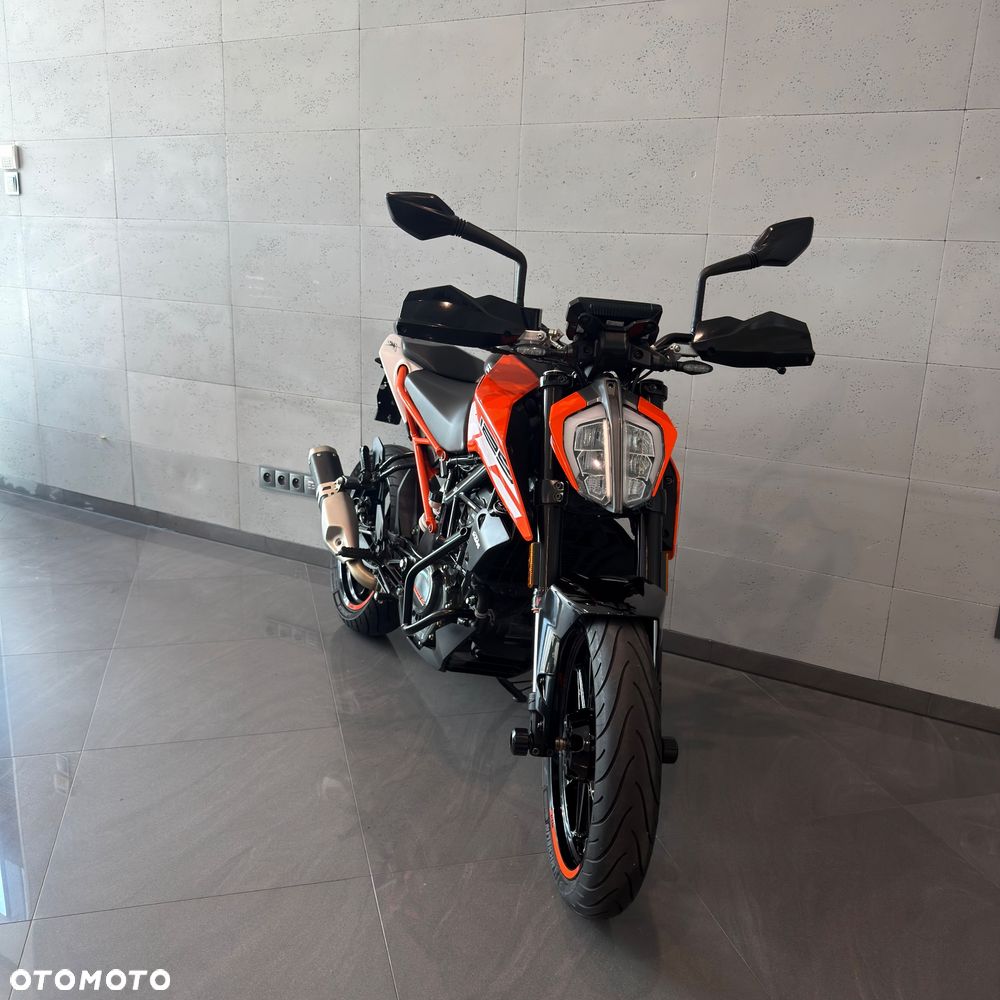 KTM Duke 125 - 4