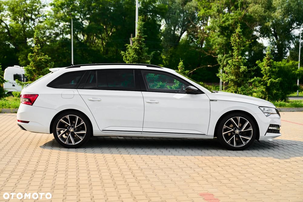 Skoda Superb 2.0 TDI DSG Sportline - 18