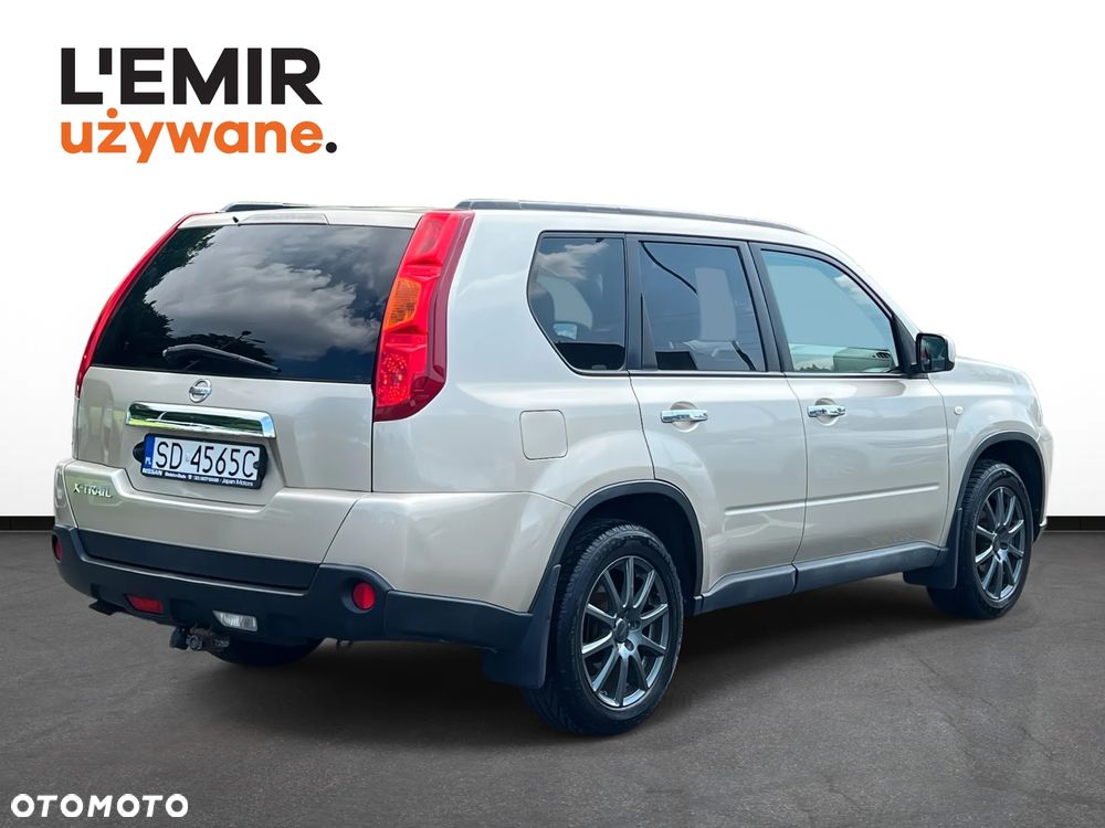 Nissan X-Trail - 2