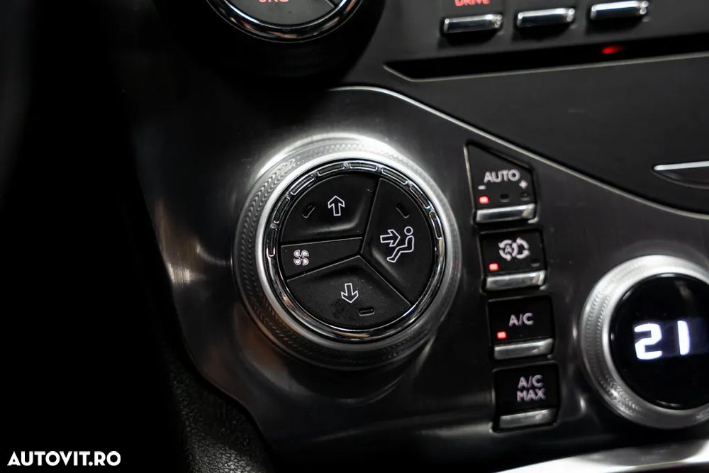 DS Automobiles DS 5 DS5 BlueHDi So Chic Aut. - 32