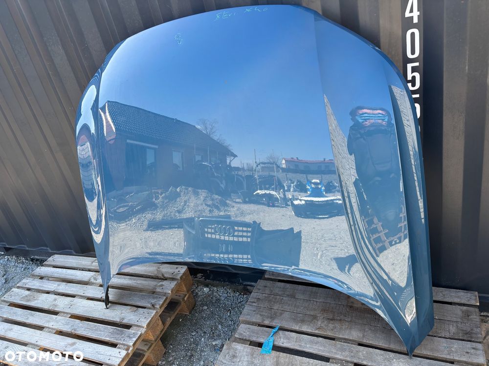 Volvo XC40 II  17-Maska silnika - 1