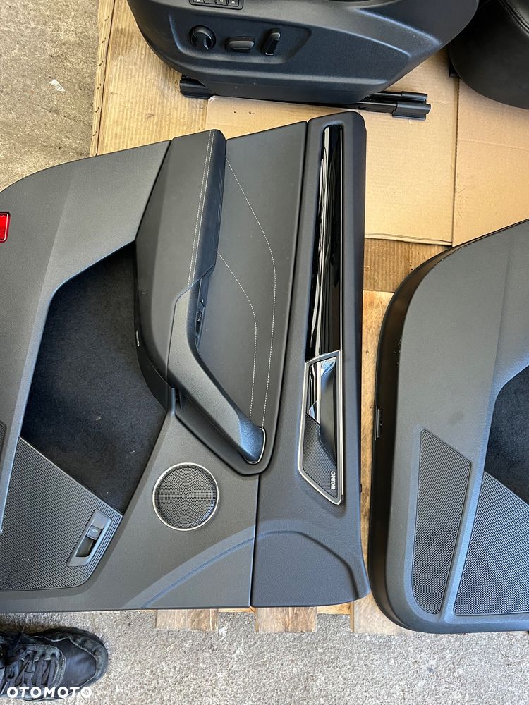 SKODA KODIAQ FOTELE KANAPA SKÓRY LAURIN KLEMENT - 6