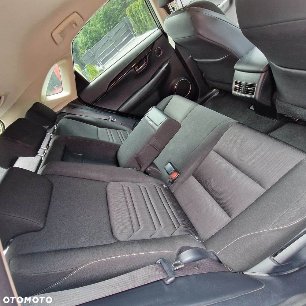Lexus NX - 14