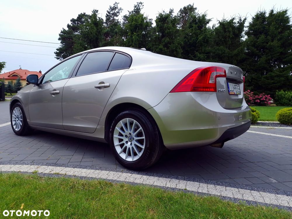 Volvo S60 D2 Kinetic - 11