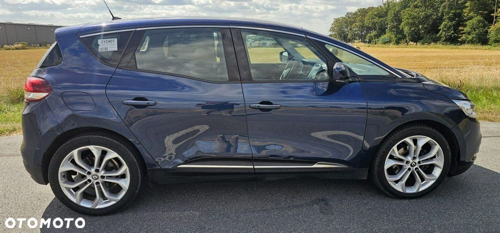 Renault Grand Scenic - 11