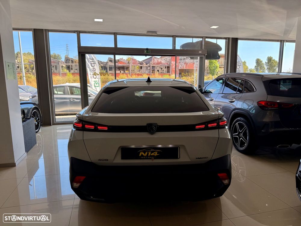 Peugeot 408 1.6 Hybrid Allure e-EAT8 - 41