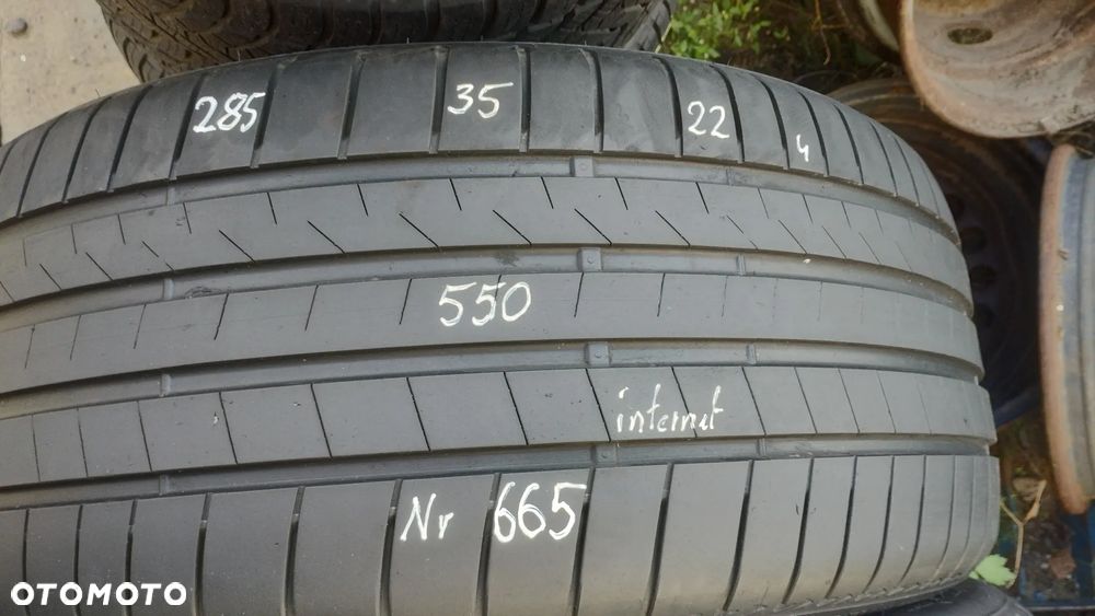 Bridgestone 285/35/22 nr 665 - 2
