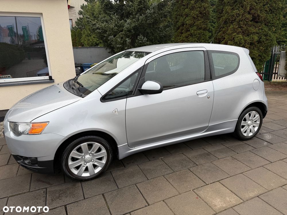 Mitsubishi Colt - 3