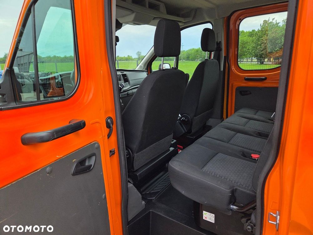 Ford transit - 13