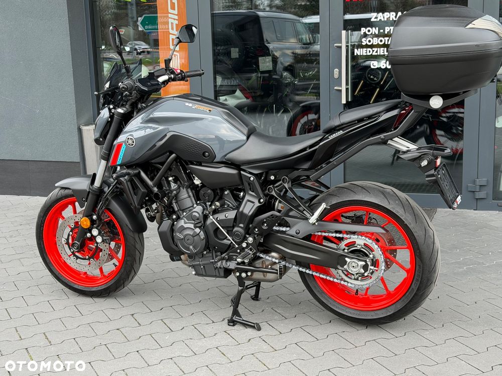 Yamaha MT - 32