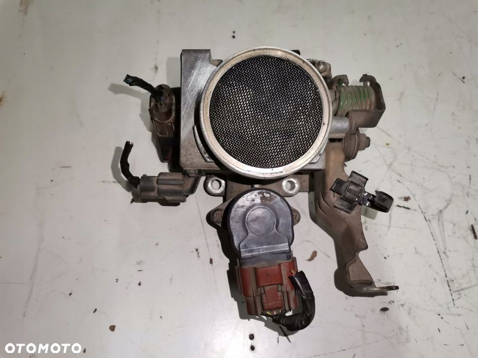 PRZEPUSTNICA SILNIK KOROWY MICRA K11 1.0 1.3 - 3