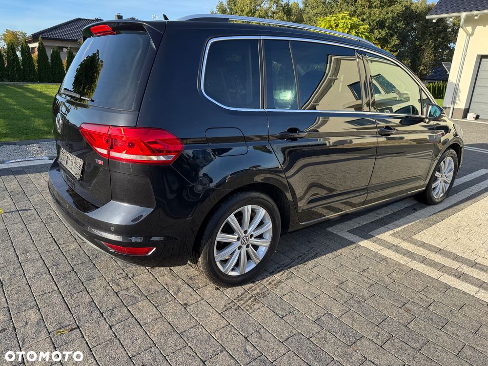 Volkswagen Touran 1.4 TSI BMT Highline - 12