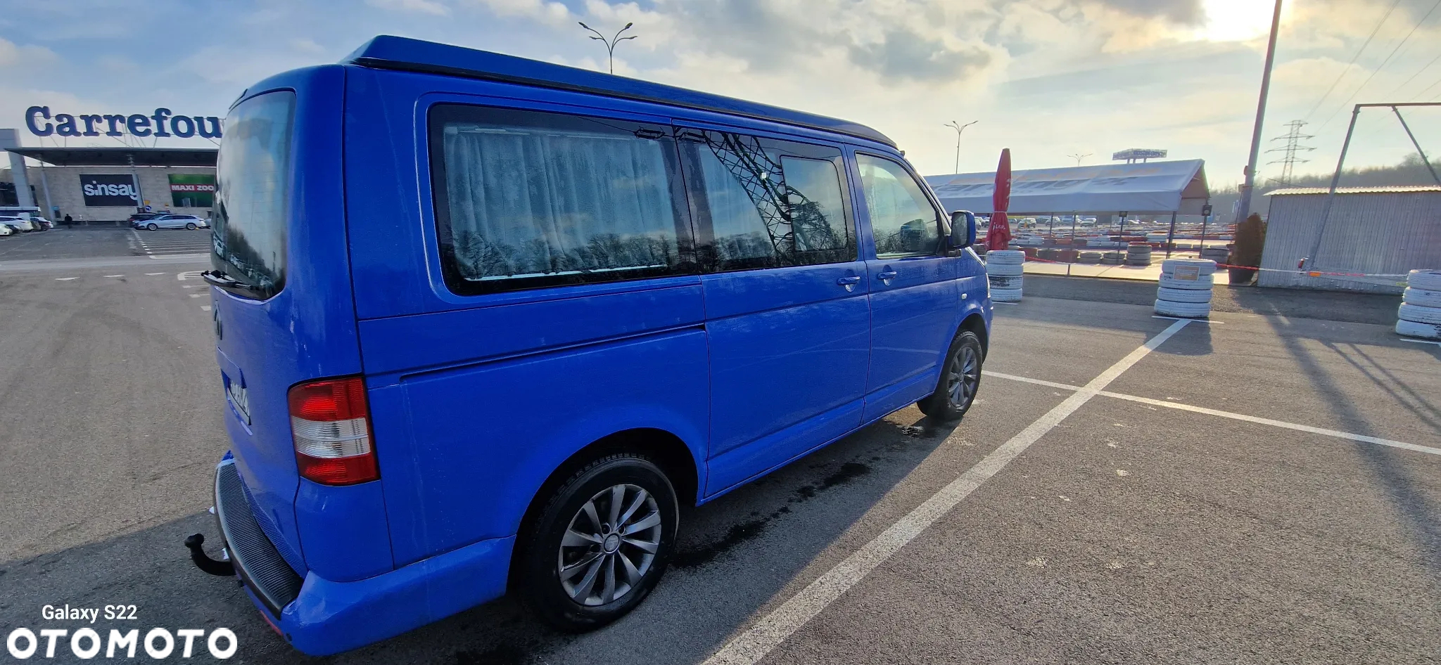 Volkswagen Caravelle - 3