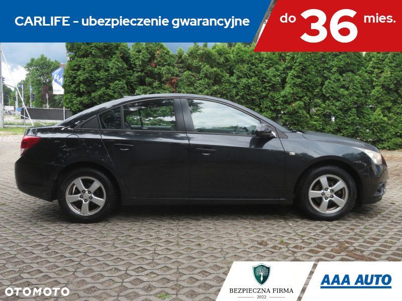 Chevrolet Cruze - 8