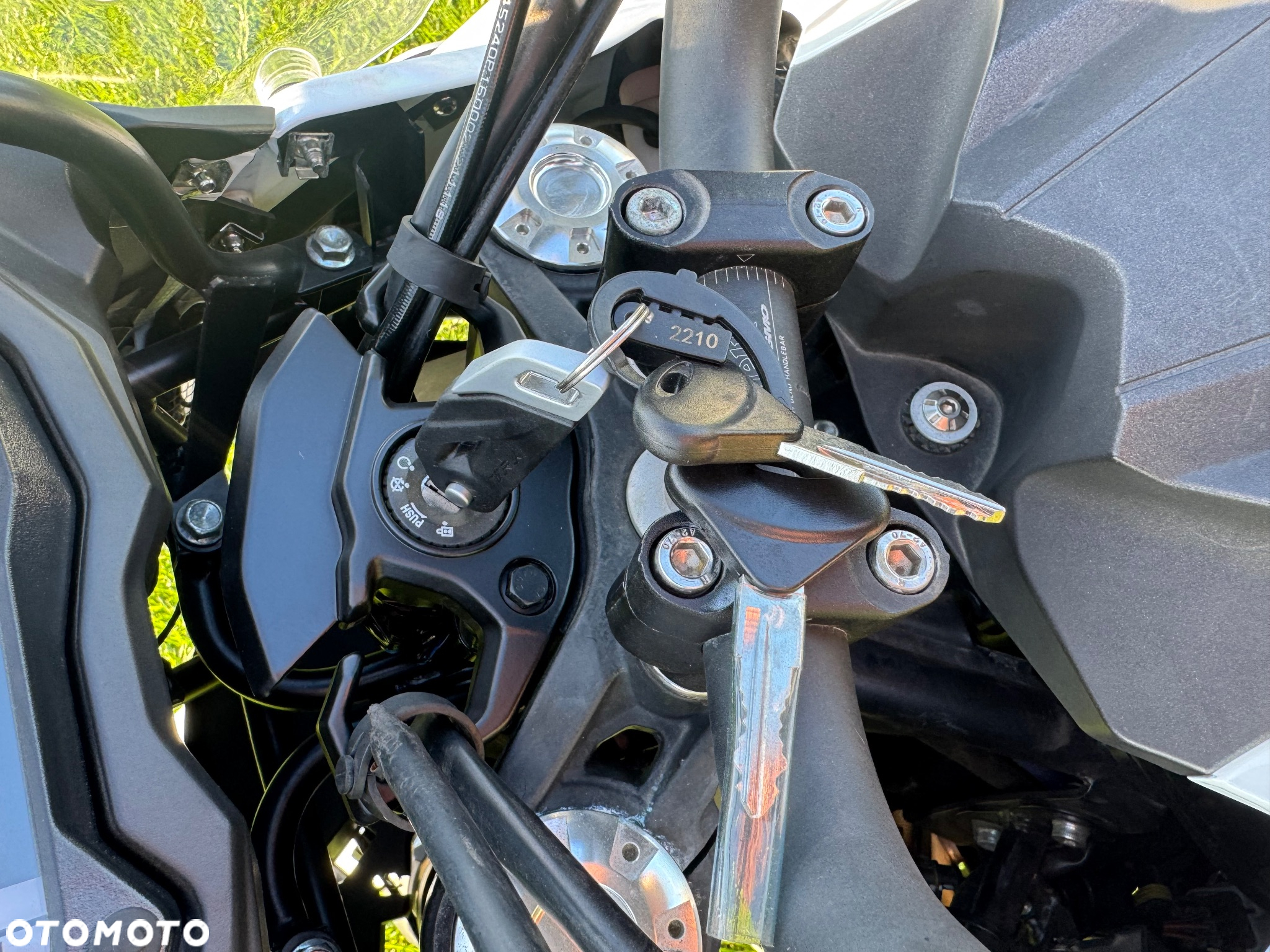 Benelli TRK 502 - 14