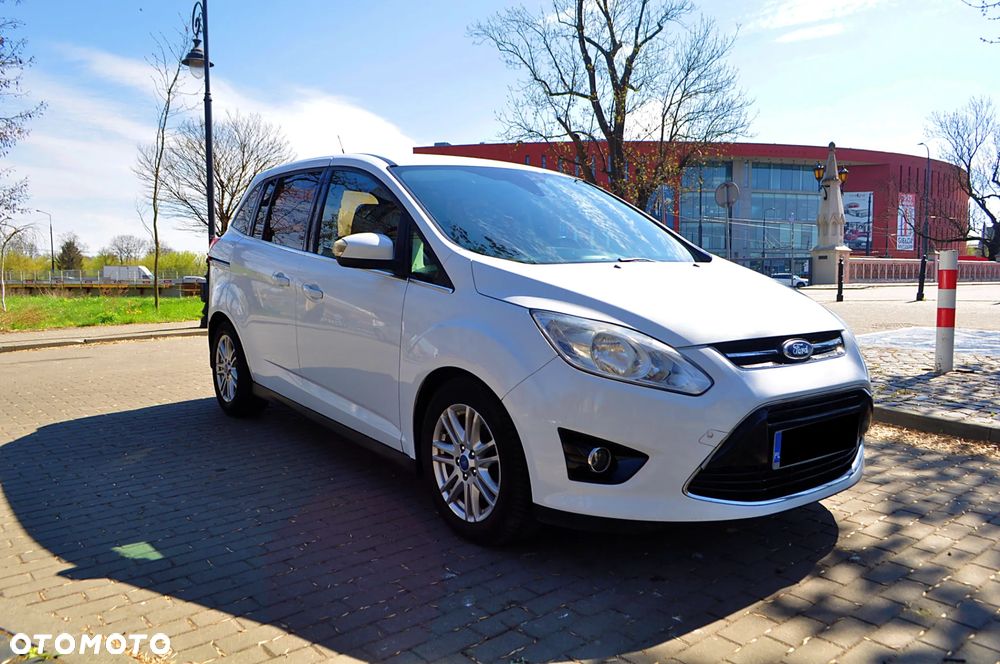 Ford Grand C-MAX - 3