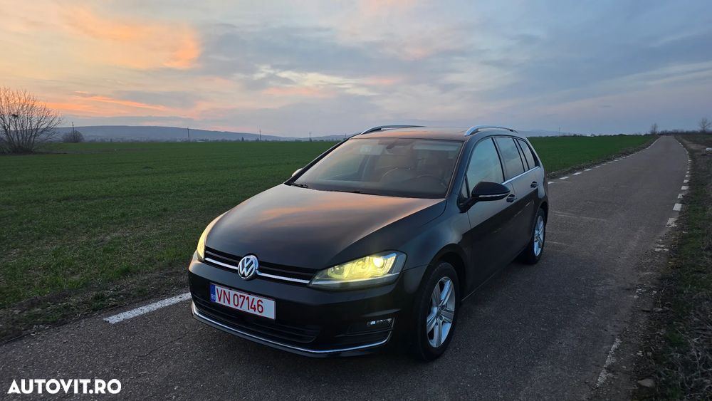 Volkswagen Golf 1.6 TDI DPF BMT Highline - 31