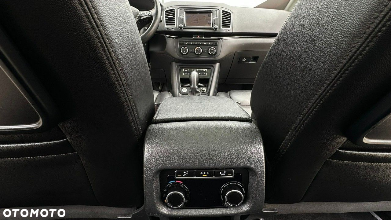 Volkswagen Sharan - 31