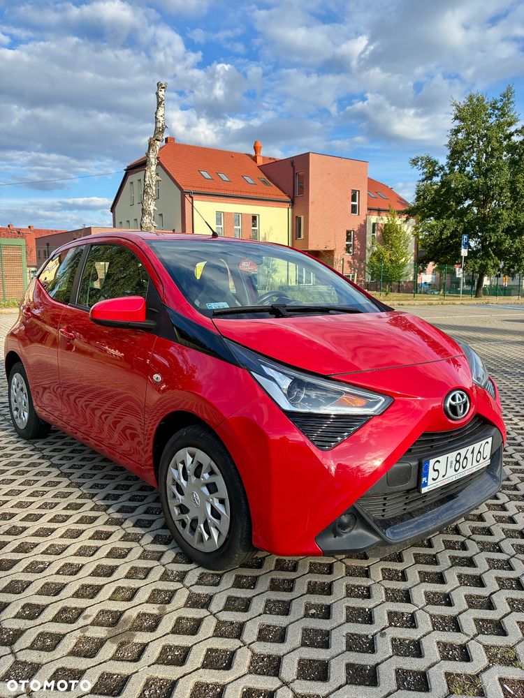 Toyota Aygo 1.0 VVT-i Color Edition - 1