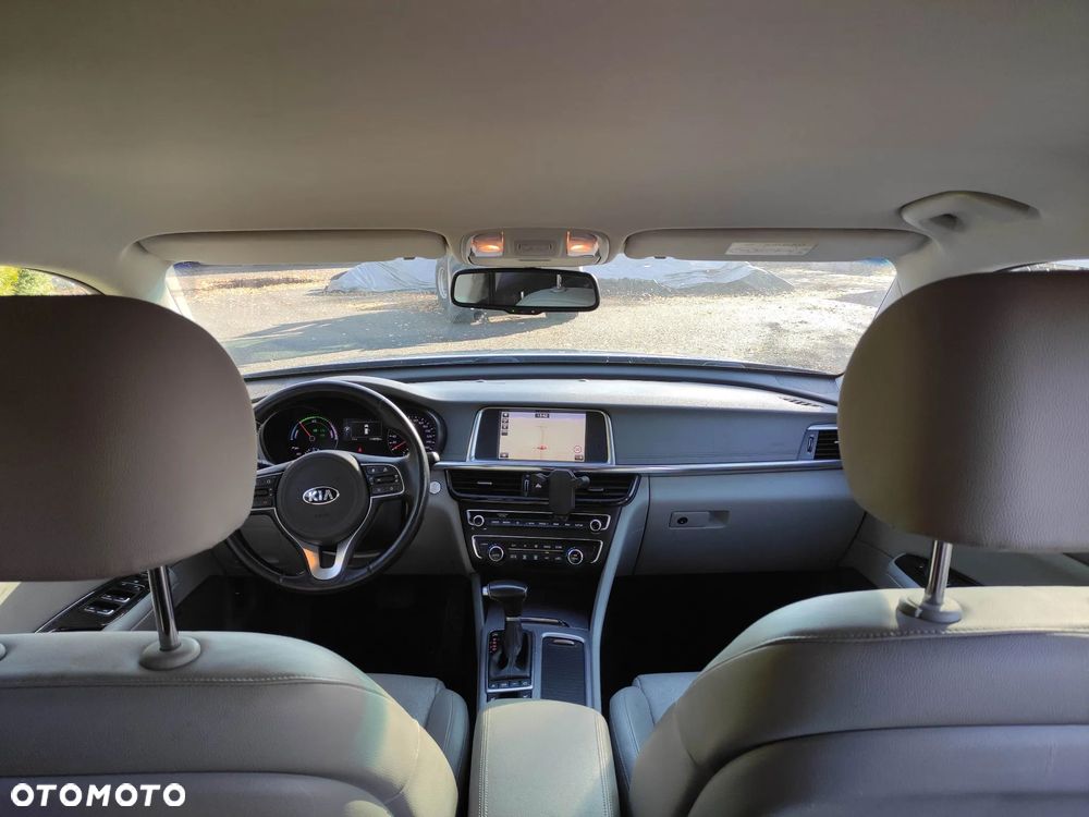 Kia Optima Plug-in Hybrid - 10