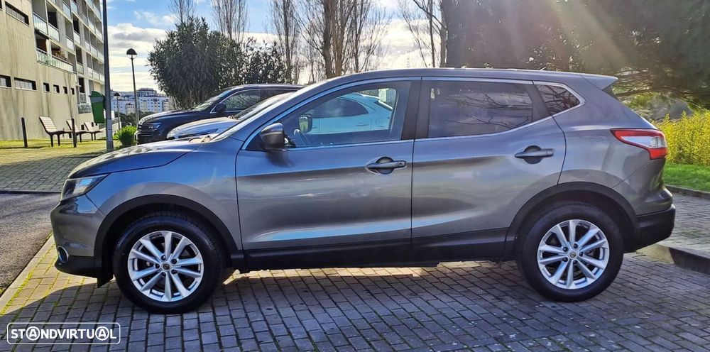 Nissan Qashqai 1.5 dCi Tekna Premium - 4