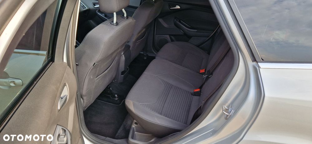 Ford Focus - 10
