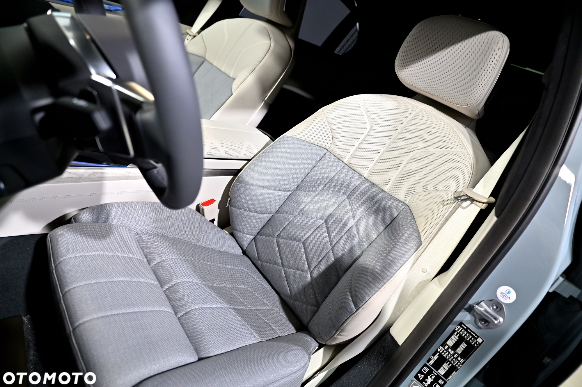 BMW Seria 7 - 12