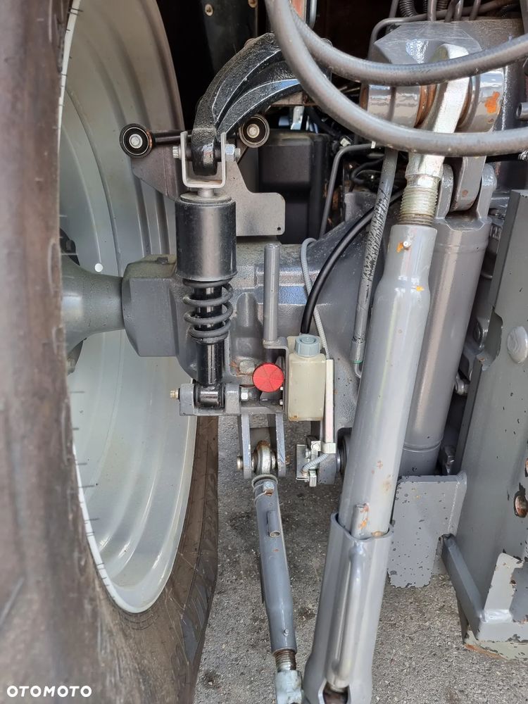 Massey Ferguson 7718 S - 23